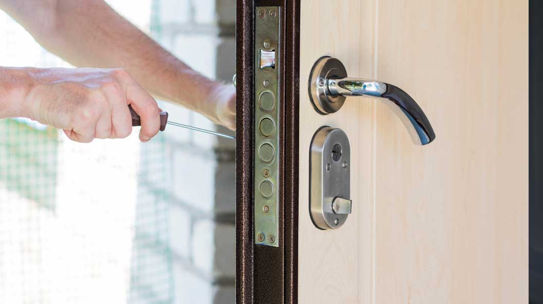 What Ensures Longevity In Commercial Door Maintenance? » Estrada